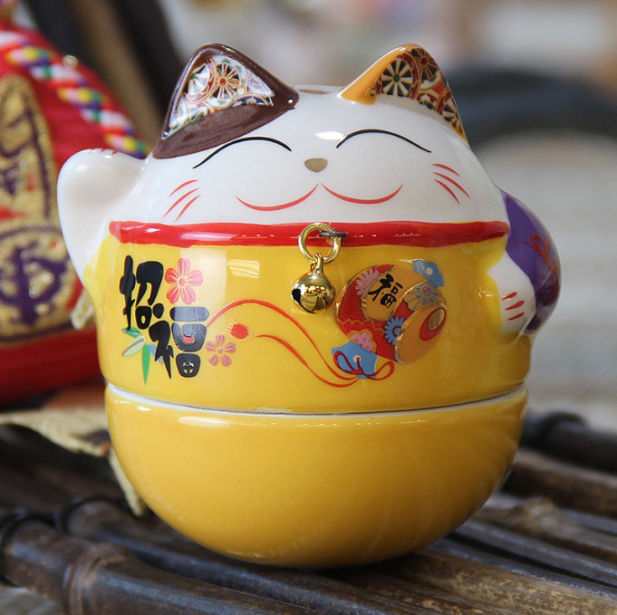 Mèo thần tài lật đật nhỏ 05