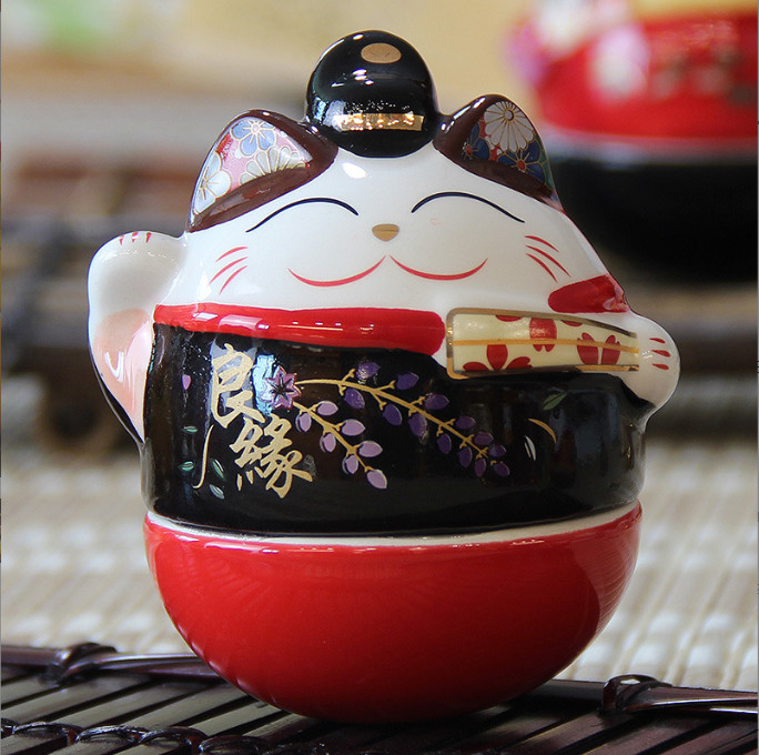 Mèo thần tài lật đật nhỏ 03