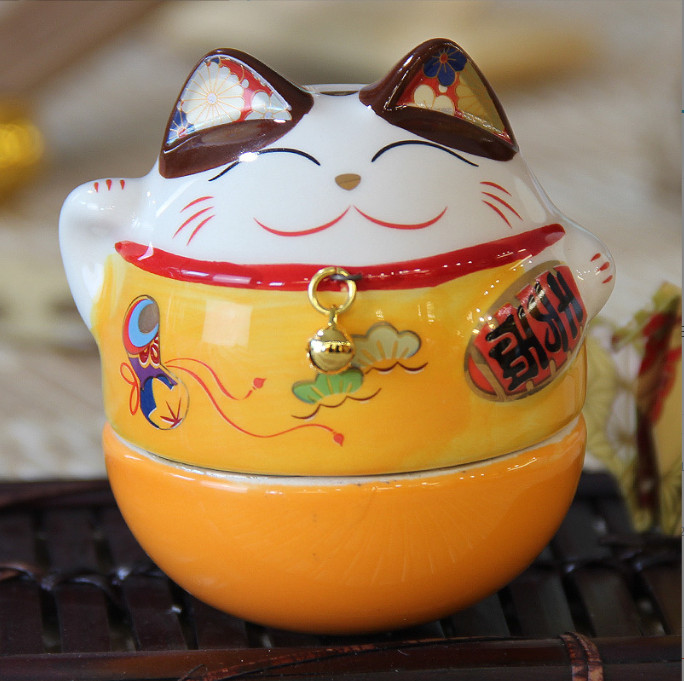 Mèo thần tài lật đật nhỏ 09